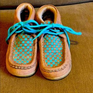 Driving Mocs. Blazon Roxy